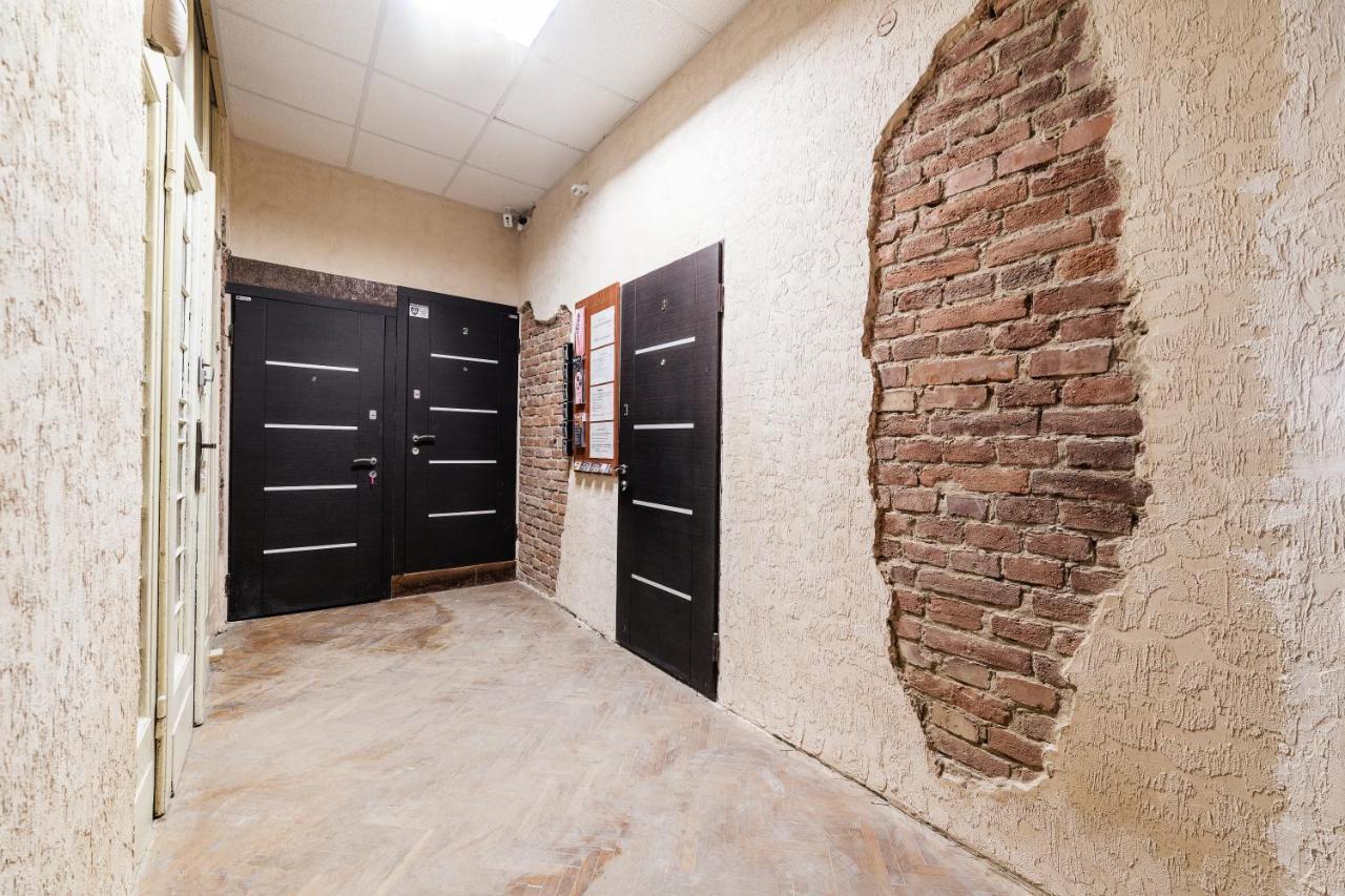 Appartamento Затишні Смарт-Квартири В Історичному Центрі! Užhorod Esterno foto
